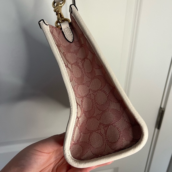 PENDING!❌ - Coach Dempsey Tote Bag Carryall in Signature Jacquard With Charm - Picture 12 of 17